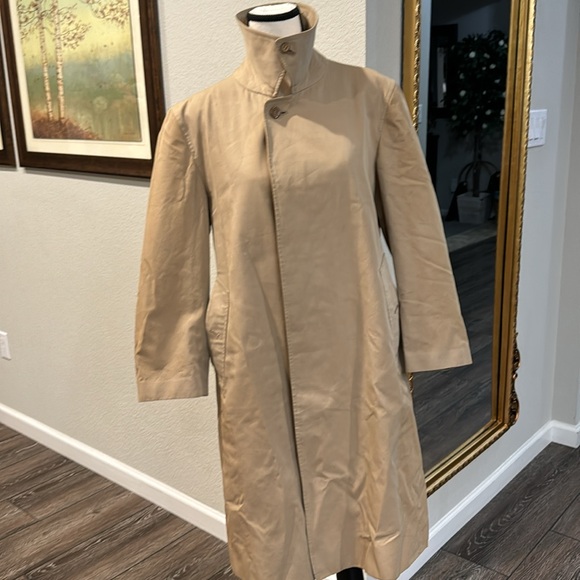 Authentic Burberry trench coat - Picture 2 of 16